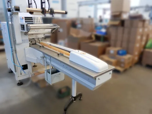 PFM Packaging Machinery PEARL - horizontal pillow-pack wrapper - Year 2008