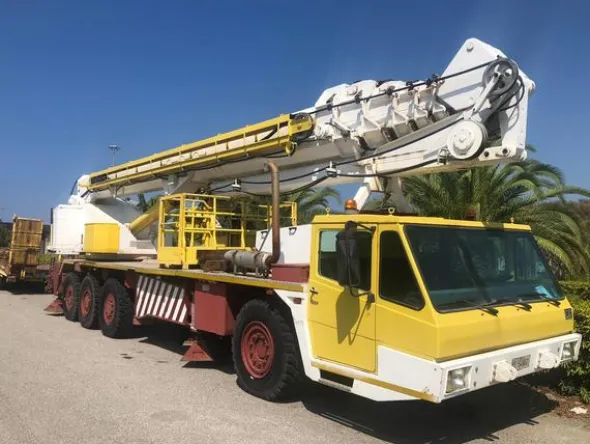 1#4554 Piattaforma aerea autocarrata Cella Liftlel 650 SPJ
