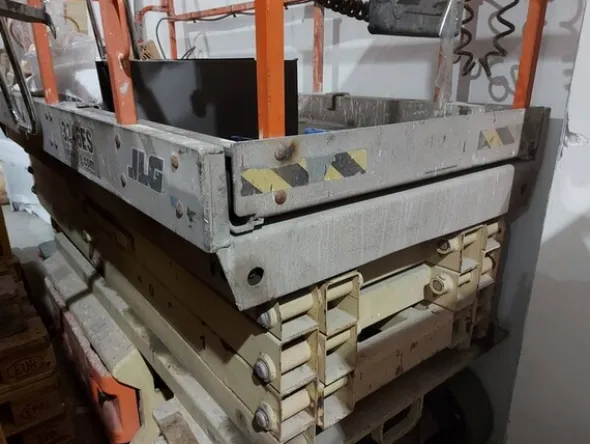 5#6315 Piattaforma aerea JLG