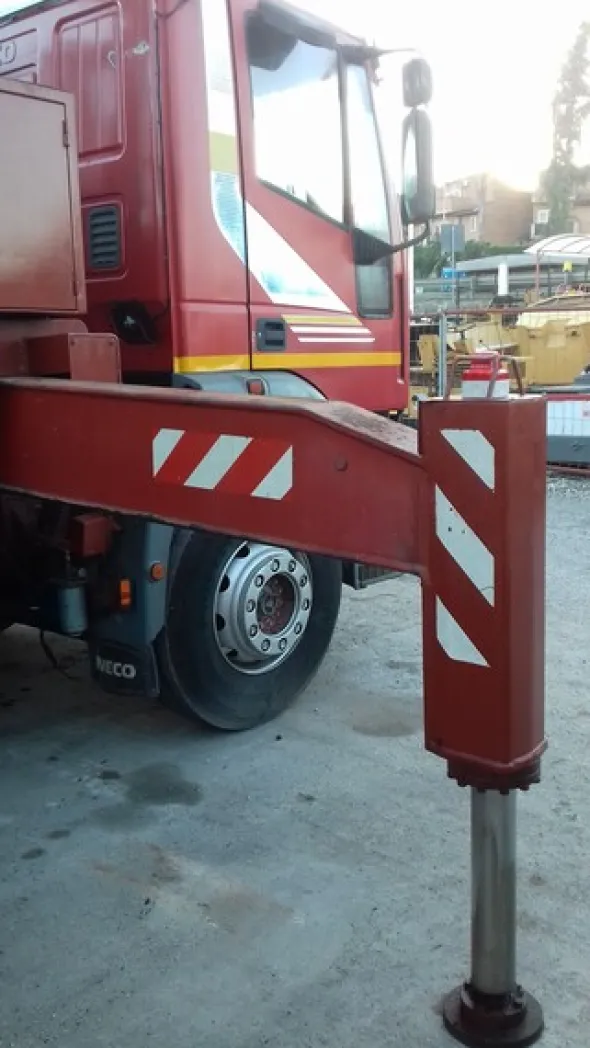6#5390 Piattaforma aerea Socage Skope