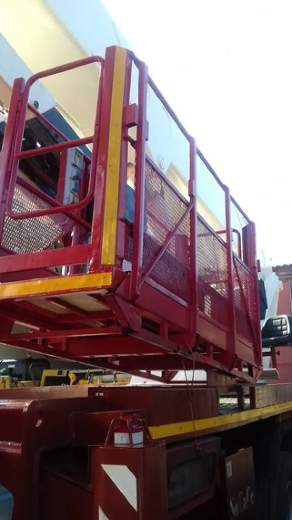 6#5390 Piattaforma aerea Socage Skope
