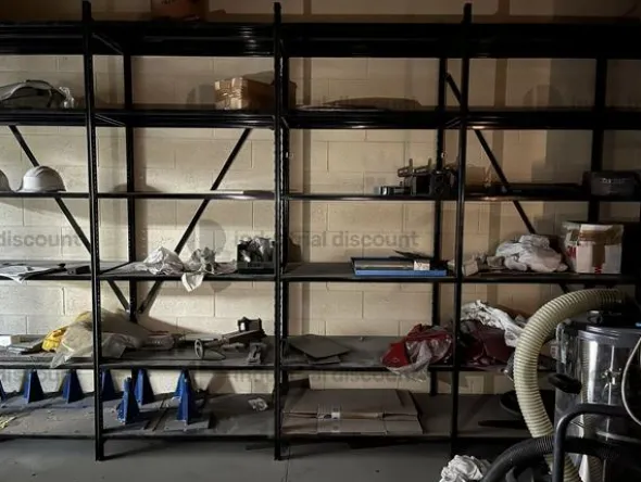 1#8925 Piccole attrezzature da officina e arredi di design e uffici