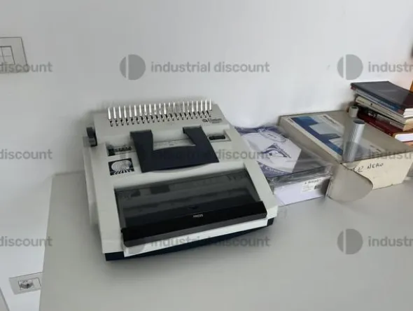 1#8925 Piccole attrezzature da officina e arredi di design e uffici