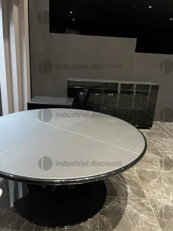 1#8925 Piccole attrezzature da officina e arredi di design e uffici
