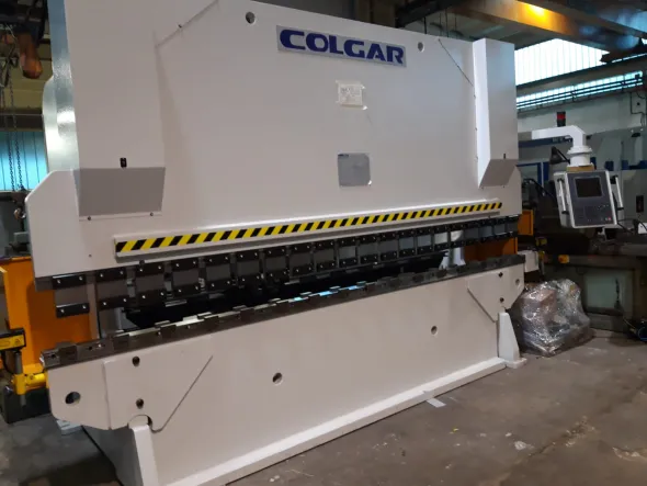 Piegatrice colga 4000x160 Cnc