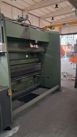 PIEGATRICEINDUMAC4000 X 100 TON