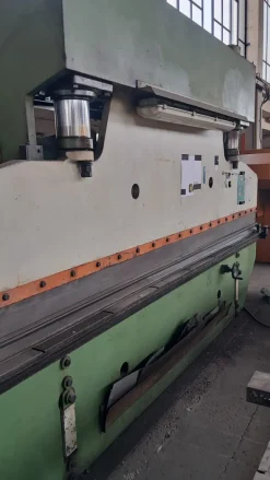PIEGATRICEINDUMAC4000 X 100 TON