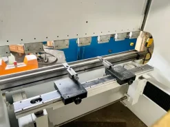 Piegatrice lamiera CBC Mod HS 60 / 21
