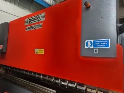 Piegatrice lamiera Gade Mod PS-C 4200