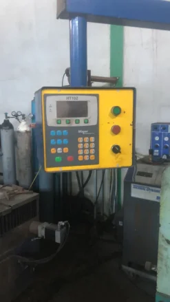 Piegatrice somo 6100x250t cnc