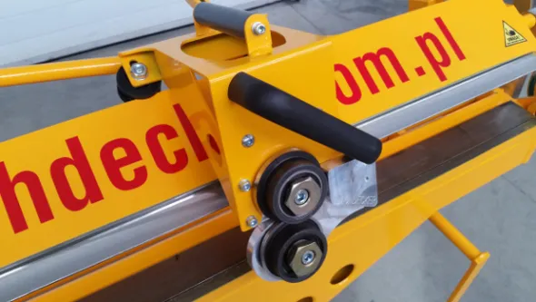 Piegatrice ZRF-LM 2250/1,0 mm Dachdecker