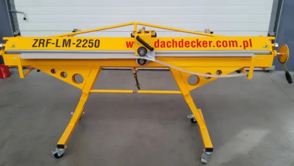 Piegatrice ZRF-LM 2250/1,0 mm Dachdecker