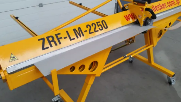 Piegatrice ZRF-LM 2250/1,0 mm Dachdecker