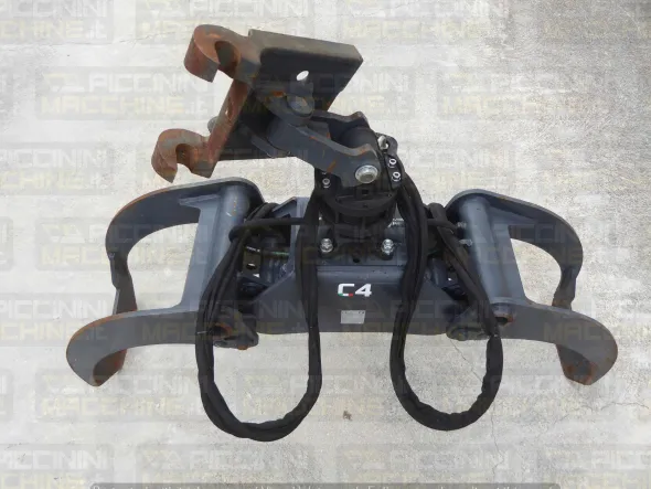 Pinza tronchi C4 Meccanica srl PL150