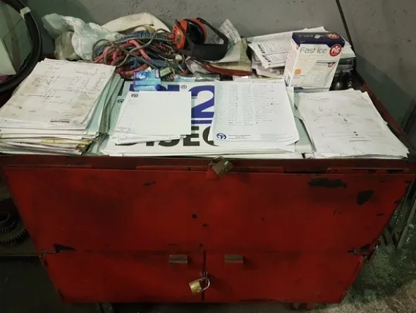 6#5252 Pinze per lamiere Topal Industries e minuterie