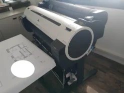 1#5470 Plotter Canon iPF 770