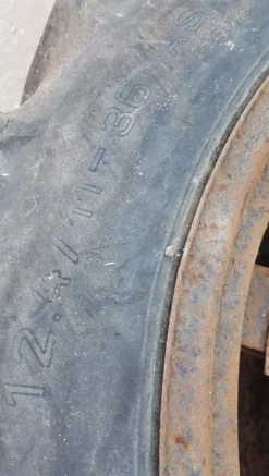 8#5109 Pneumatici