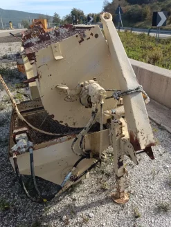 Pompe Spitz Bunker 38 & Puzmeister Per Calcestruzzo