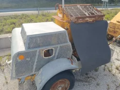Pompe Spitz Bunker 38 & Puzmeister Per Calcestruzzo