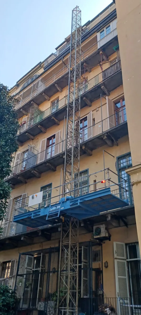 Ponteggi e attrezzatura edile