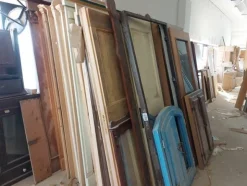 3#7553 Porte in legno