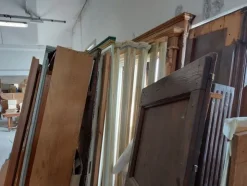 3#7553 Porte in legno