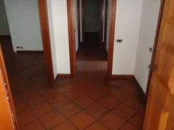 #8207 Porzione capannone con uffici e abitazione