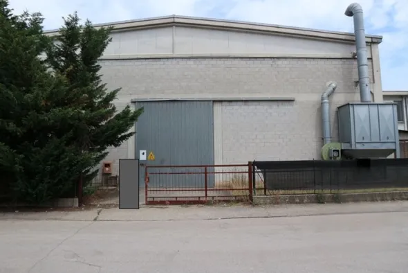 #10896 Porzione di capannone industriale