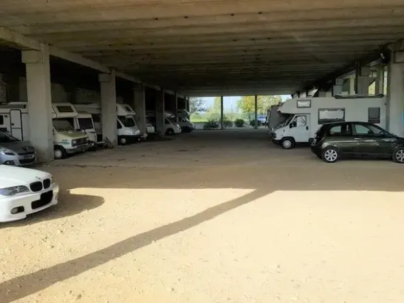 #4724 Porzione di edificio produttivo commerciale (part 1080)