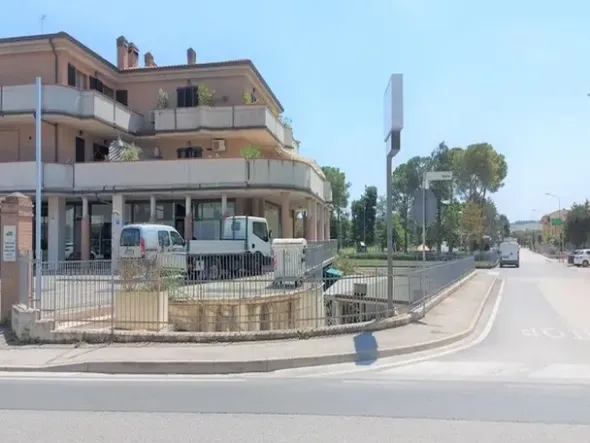 #14740 Porzione di immobile commerciale ad uso ristorante