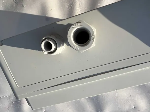 Presa CEE Palazzoli 3P+N+T 32A 400V fusibile