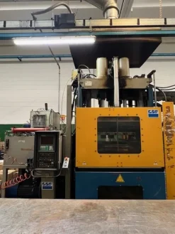 PRESSA AD INIEZIONE VERTICALE PER STAMPAGGIO GOMMA
