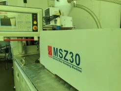 Pressa ad iniezione VICTOR MACHINERY MSZ 30