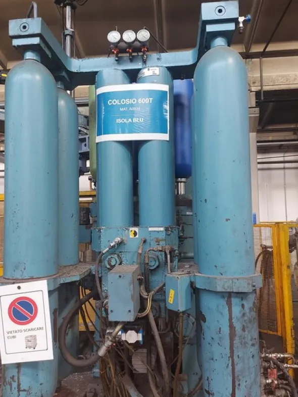 18#7923 Pressa Colosio PFO 600T