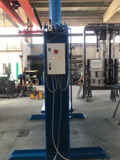 PRESSA IDRAULICA T100 E (PREZZO TRATTABILE)