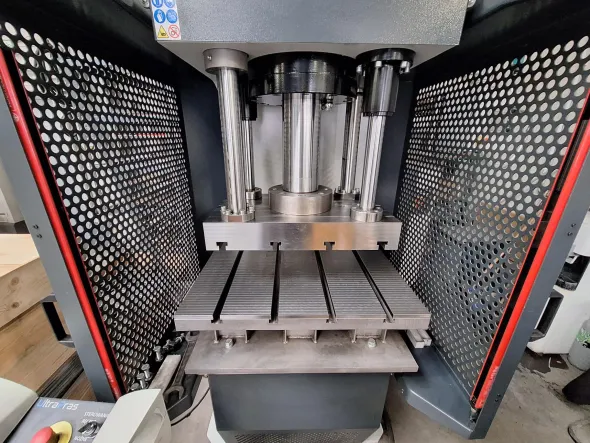 Pressa idraulica ULTRAPRAS UPV100TT SPECIAL