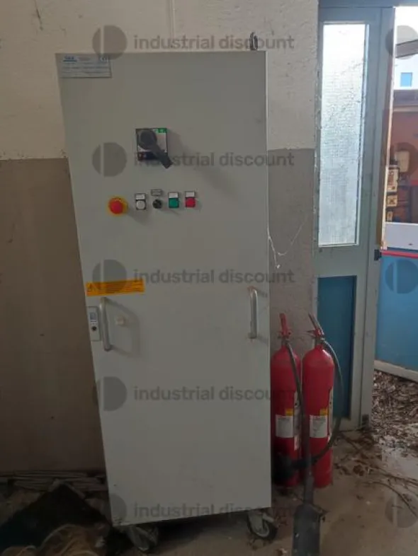 1#10039 Pressa iniezione Sacmi, stampo sacmi e robot di scarico Sytrama