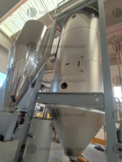 1#10039 Pressa iniezione Sacmi, stampo sacmi e robot di scarico Sytrama