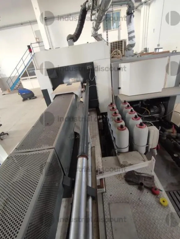 1#10039 Pressa iniezione Sacmi, stampo sacmi e robot di scarico Sytrama