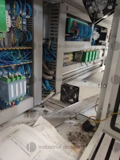 1#10039 Pressa iniezione Sacmi, stampo sacmi e robot di scarico Sytrama