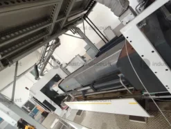 1#10039 Pressa iniezione Sacmi, stampo sacmi e robot di scarico Sytrama