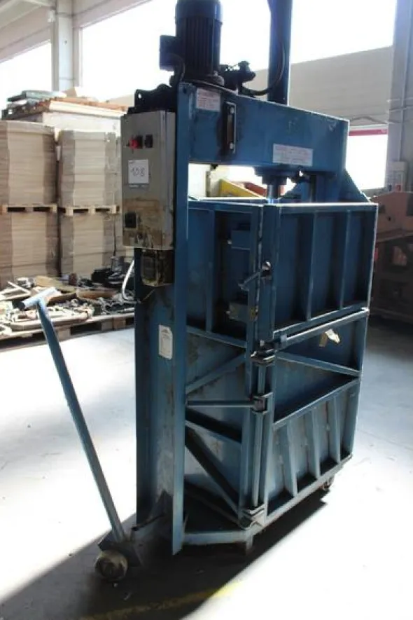108#4006 Pressa OMPI PRESSE