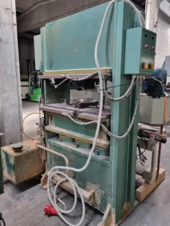 PRESSA per STAMPAGGIO e DEFORMAZIONE - VILMAR PS 900