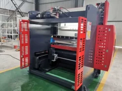 Pressa piegatrice Augusta 50/1500 Synchro