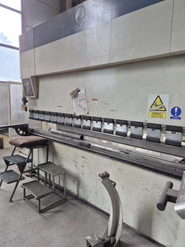 Pressa piegatrice idraulica CNC JORDI PHE-30180