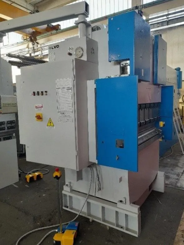 Pressa Piegatrice LVD 1300×50 ton