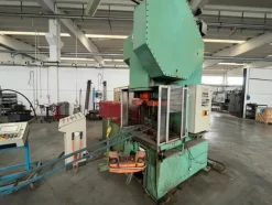 5#8297 Pressa Ross 120 Ton con avanzamento automatico Micromel