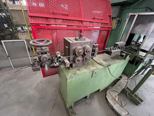 5#8297 Pressa Ross 120 Ton con avanzamento automatico Micromel