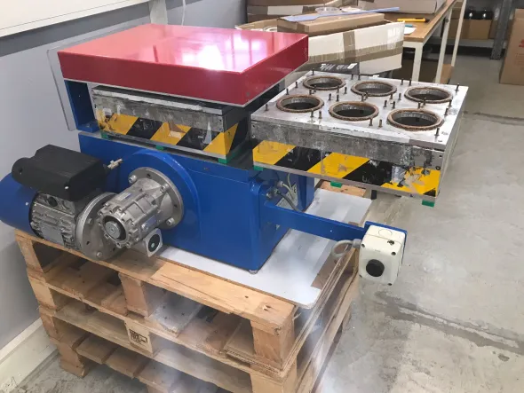 pressa termosaldatrice SB 200 RO BLISTERATRICE