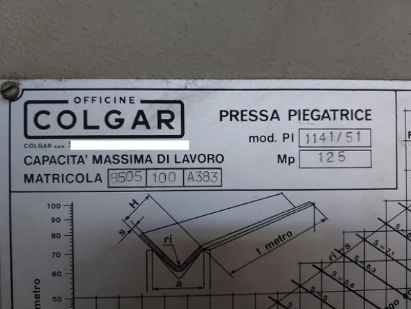 3#7631 Pressopiegatrice Colgar